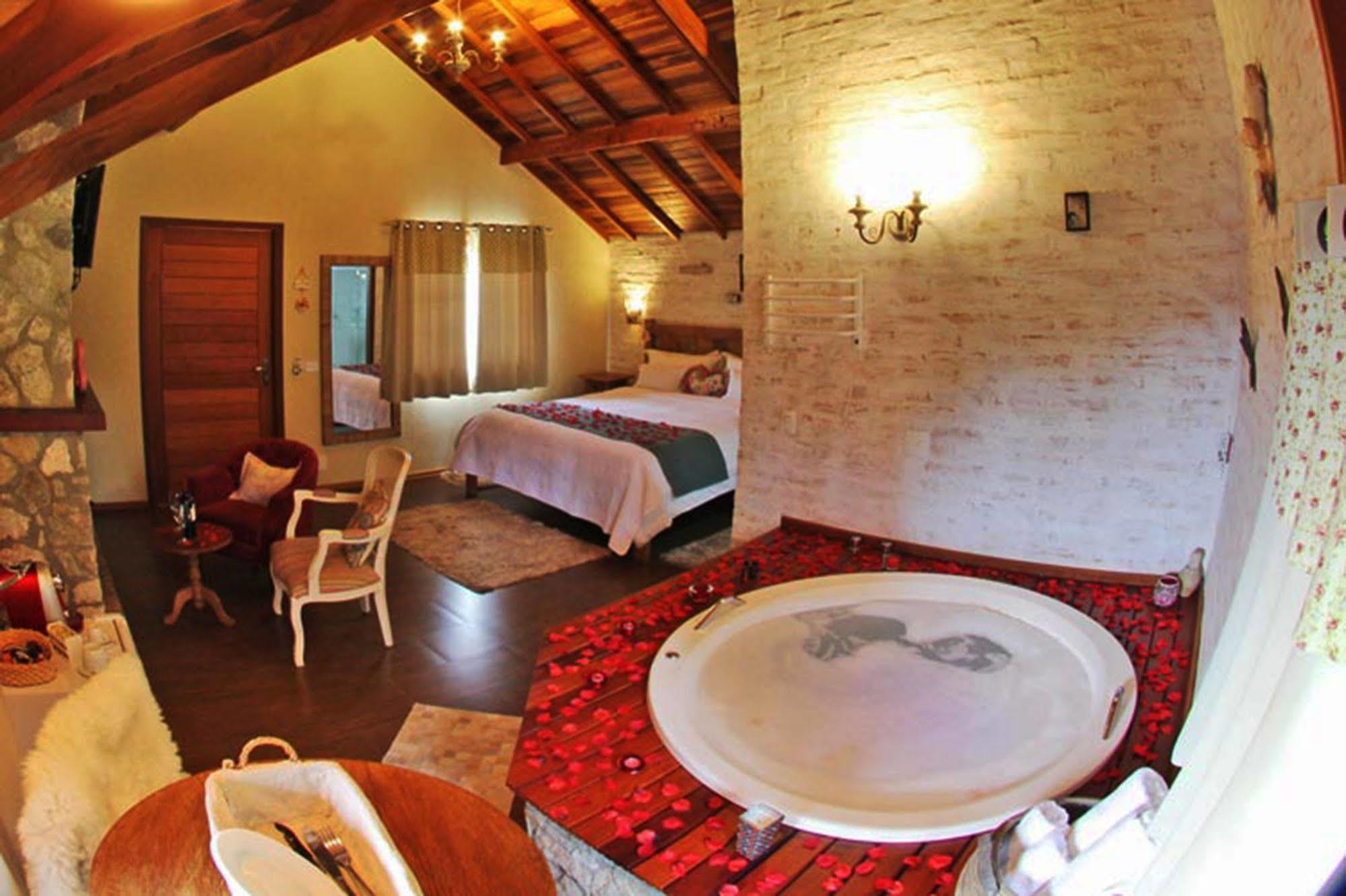 Pousada Villa Monte Verde Eksteriør bilde